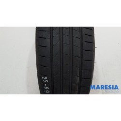 Renault - Clio - Tyre