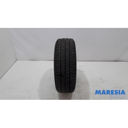Peugeot - Expert - Tyre