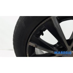 Peugeot - 308 - Sportvelgenset + banden