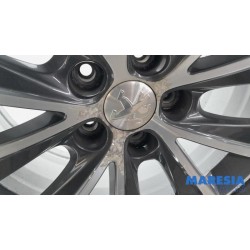 Peugeot - 308 - Sportvelgenset + banden