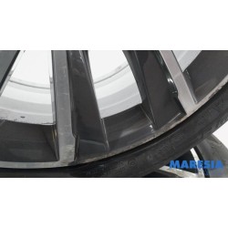 Peugeot - 308 - Sportvelgenset + banden
