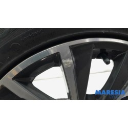 Peugeot - 308 - Sportvelgenset + banden