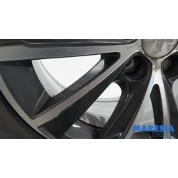 Peugeot - 308 - Sportvelgenset + banden