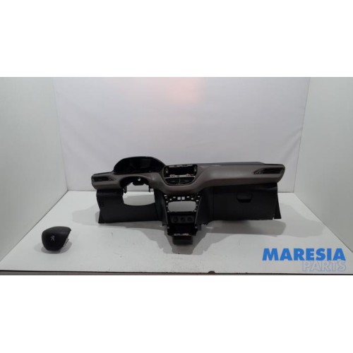 Peugeot - 2008 - Airbag set + dashboard