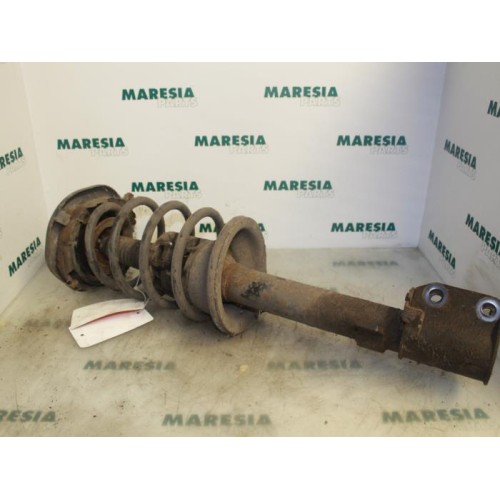 Renault - Megane Scenic - Front shock absorber rod, right
