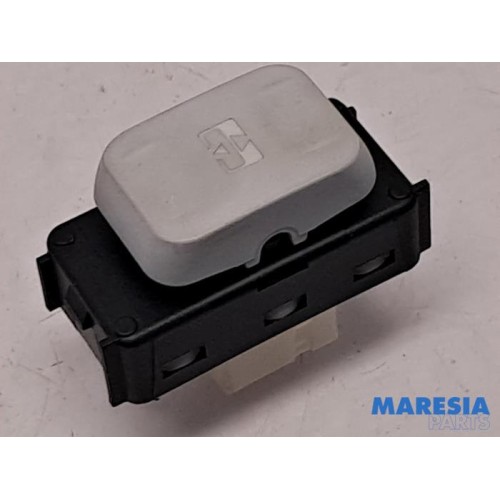 Peugeot - 308 - Sunroof switch