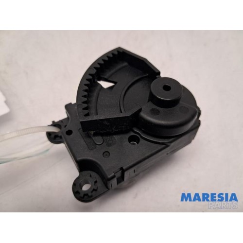 Peugeot - 308 - Heater valve motor