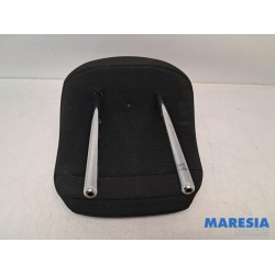 Peugeot - 308 - Headrest