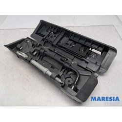 Peugeot - 5008 - Jack set