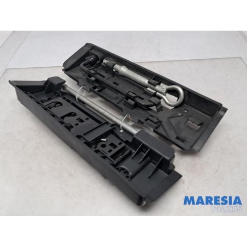 Peugeot - 5008 - Jack set