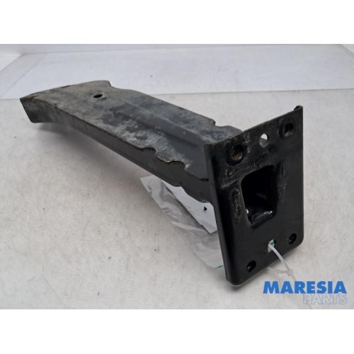 Fiat - 500 - Front part support