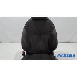 Peugeot - 2008 - Stoel links