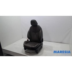 Peugeot - 2008 - Stoel links
