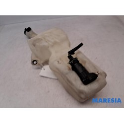 Fiat - 500 - Front windscreen washer reservoir