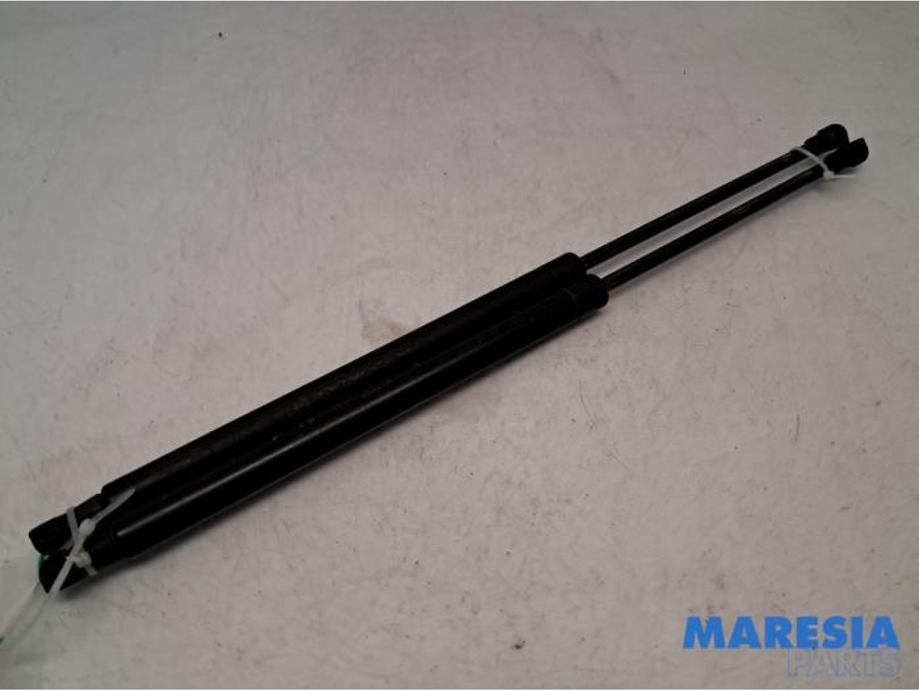 Fiat - 500 - Set of tailgate gas struts