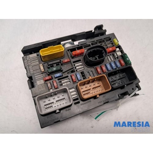 Peugeot - Expert - Fuse box