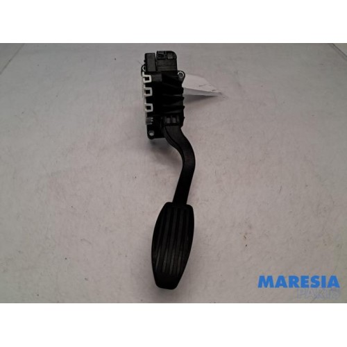 Fiat - 500 - Accelerator pedal
