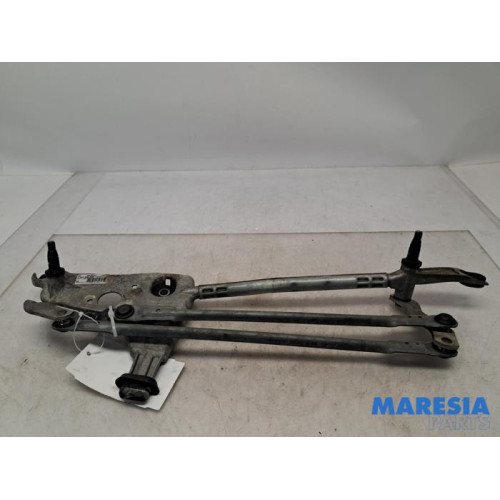 Peugeot - 308 - Wiper mechanism