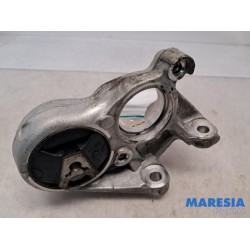 Citroen - C4 - Engine mount