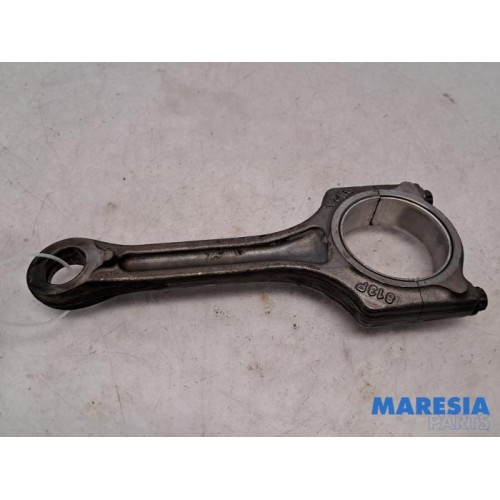 Citroen - C4 - Connecting rod