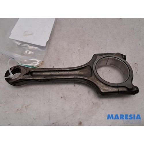 Citroen - C4 - Connecting rod