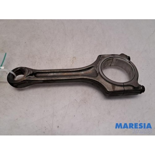 Citroen - C4 - Connecting rod