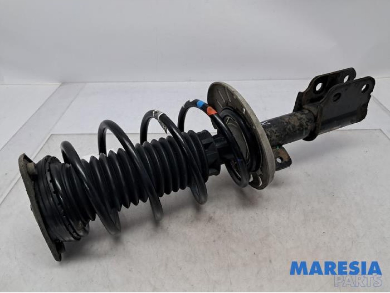Peugeot - 308 - Front shock absorber rod, right