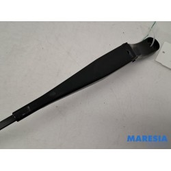 Peugeot - 308 - Front wiper arm