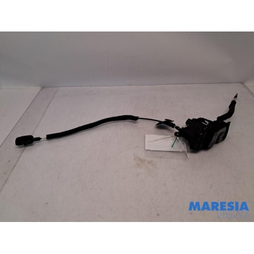 Renault - Clio - Deurslot Mechaniek 4Deurs links-achter