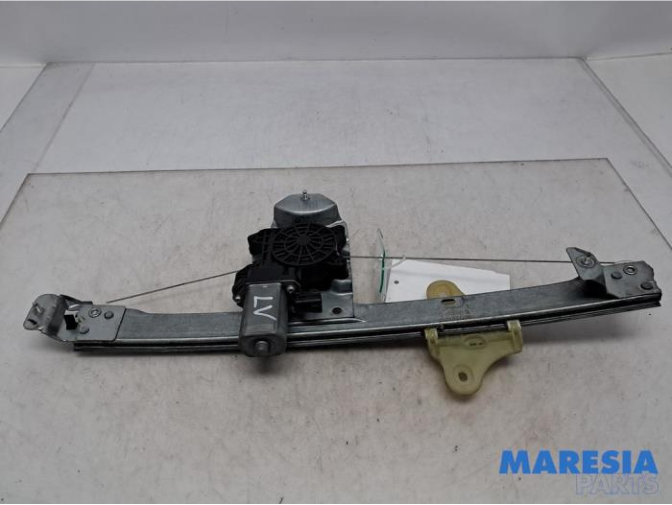 Renault - Clio - Window mechanism 4-door, front left