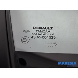 Renault - Clio - Quarter light, front right