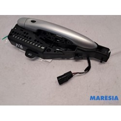 Renault - Clio - Front door handle 4-door, right