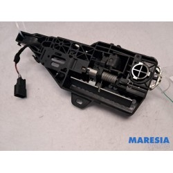 Renault - Clio - Front door handle 4-door, right