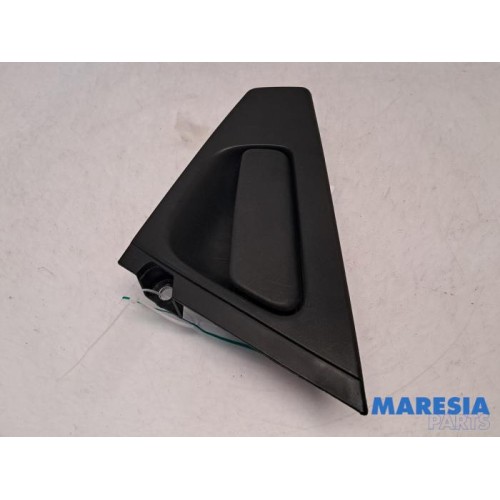 Renault - Clio - Rear door handle 4-door, right