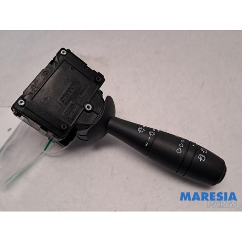 Renault - Clio - Wiper switch