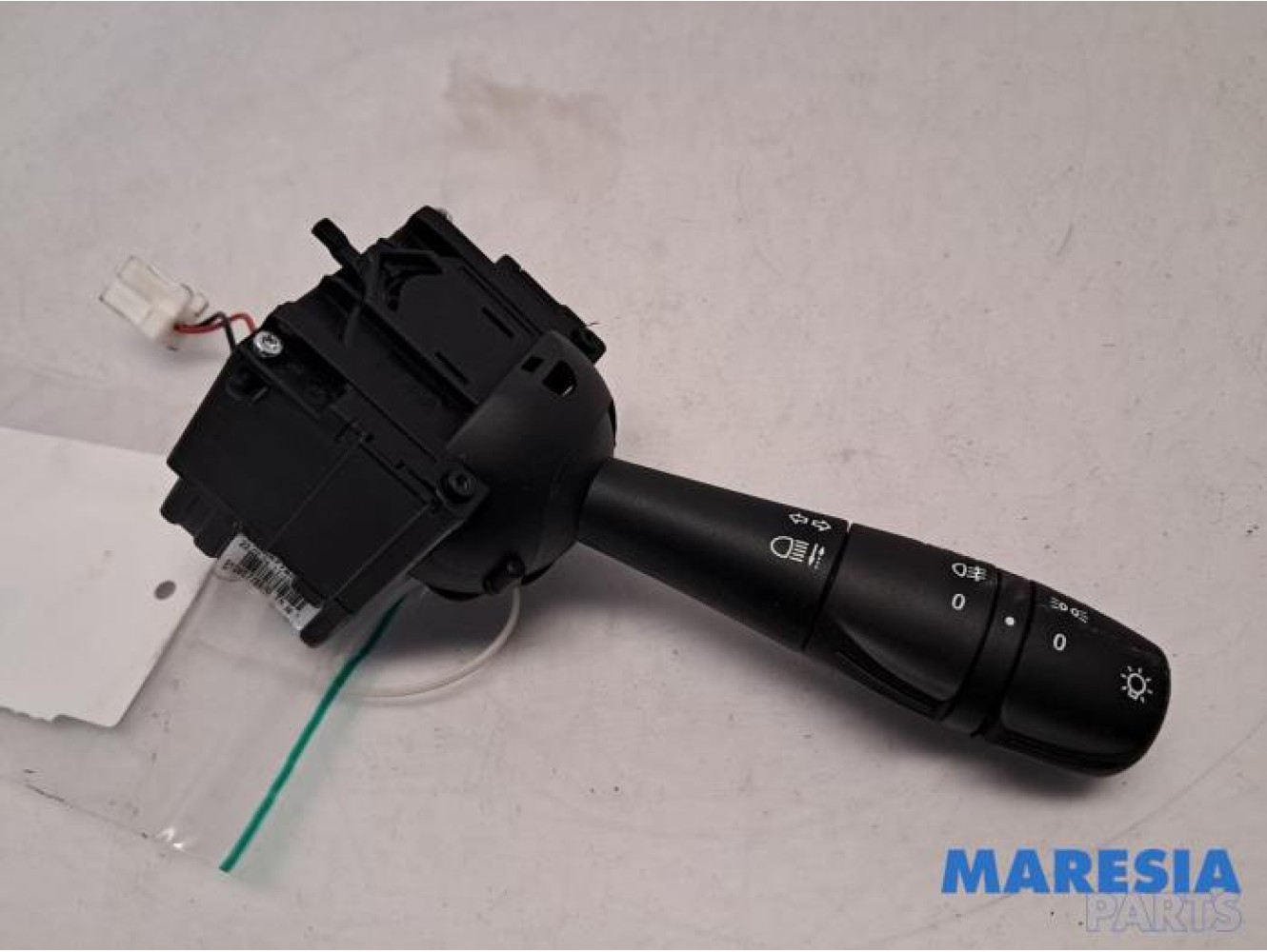 Renault - Clio - Light switch