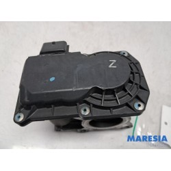 Renault - Clio - Throttle body