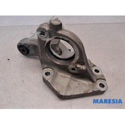 Peugeot - Expert - Engine mount