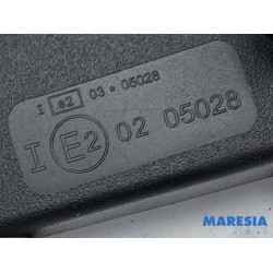 Renault - Clio - Rear view mirror