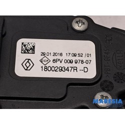 Renault - Clio - Accelerator pedal