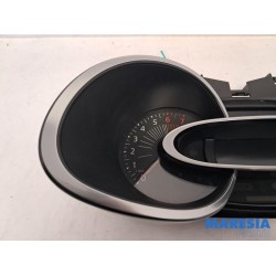 Renault - Clio - Instrument panel