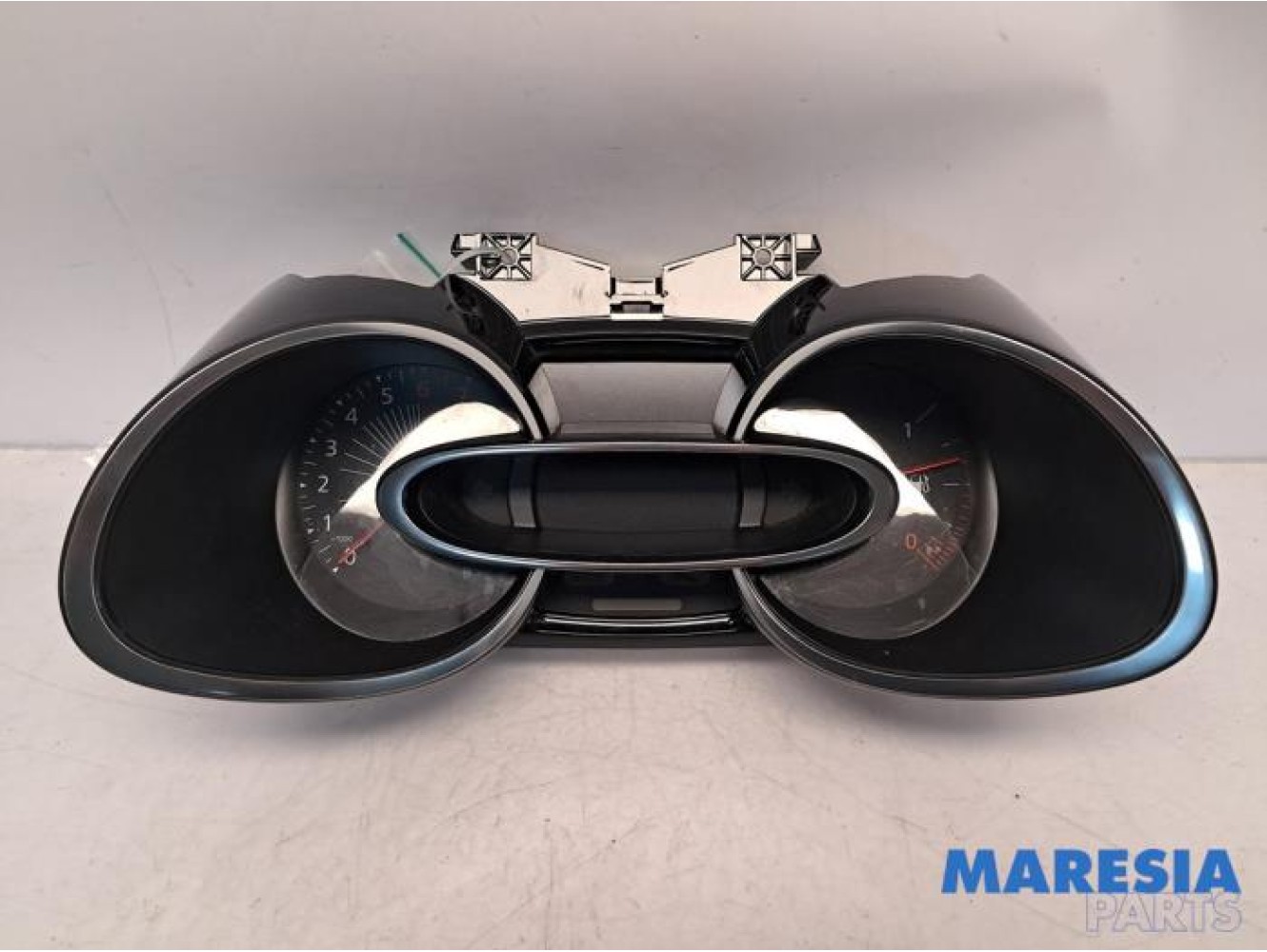 Renault - Clio - Instrument panel