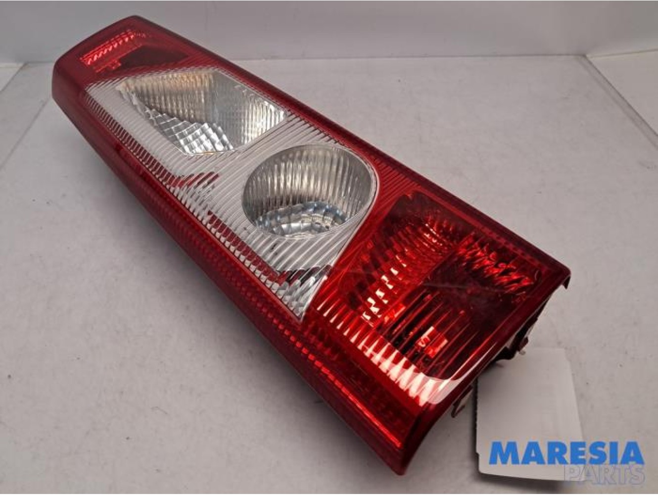 Peugeot - Expert - Taillight, left