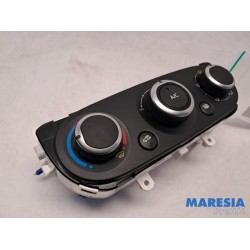 Renault - Clio - Panneau de commandes chauffage