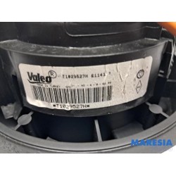 Renault - Clio - Heating and ventilation fan motor