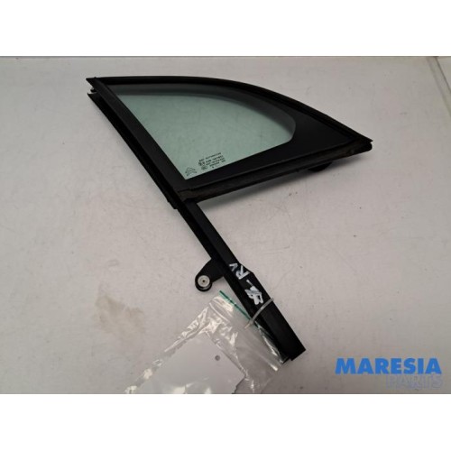 Citroen - DS3 - Quarter light, front right