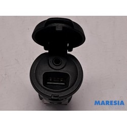 Citroen - DS3 - AUX / USB connection