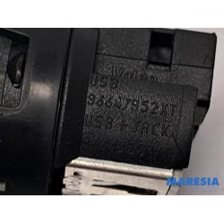 Citroen - DS3 - AUX / USB connection