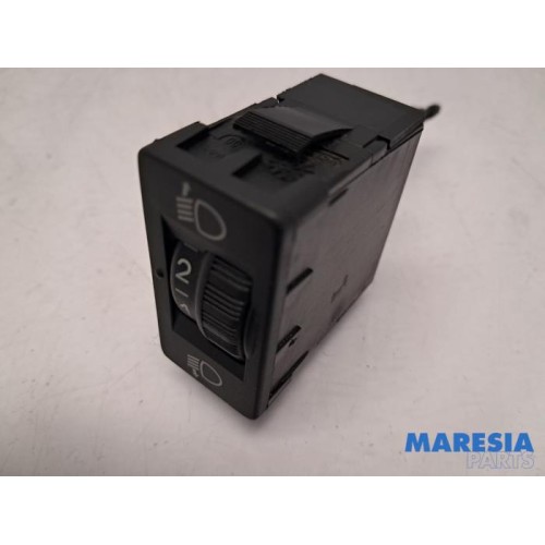 Citroen - DS3 - AIH headlight switch