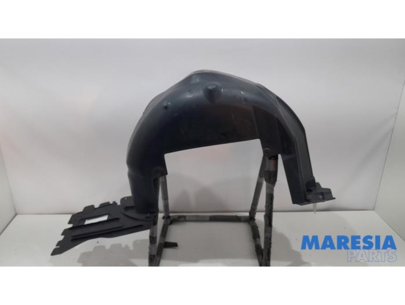 Peugeot - Expert - Wheel arch liner